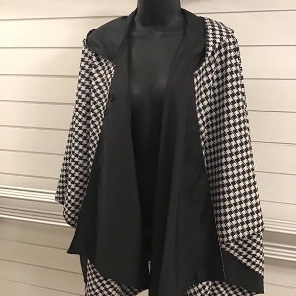 Cappelli Fully Reversible Rain Cape with Travel Pouch - New with Tags - Picture 2 of 4